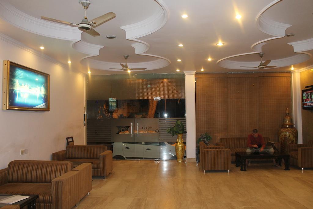 Hotel O Grand Central Delhi  Eksteriør billede